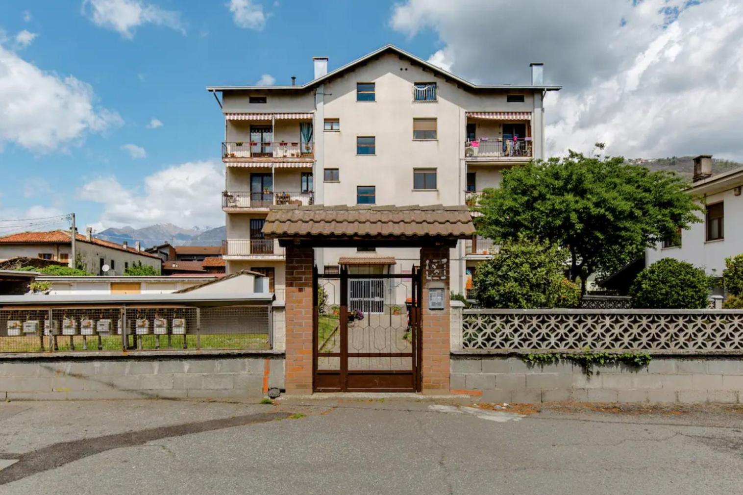 Bed and Breakfast Boho House Borgofranco d'Ivrea Esterno foto